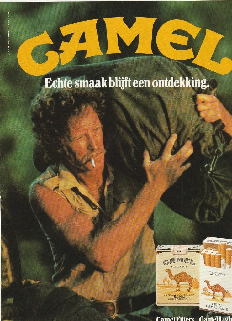 retro reclame 1983 Camel sigaretten zware plunjezak, Verzenden, Overige typen
