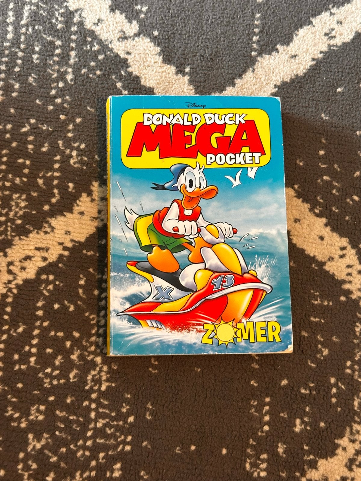 Donald Duck Mega Pocket, Katrien Duck Pocket & Galaxy, Boeken, Meerdere stripboeken, Ophalen of Verzenden, Gelezen