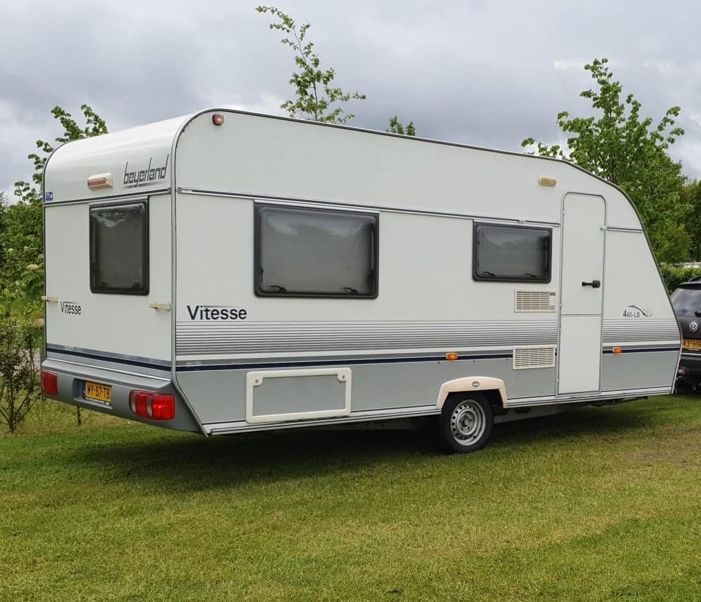 Beyerland Vitesse 460 LB Voortent 3mtr!! +Luifel+Uitbouw, Omvormbare zithoek, Oven, Treinzit, 750 - 1000 kg