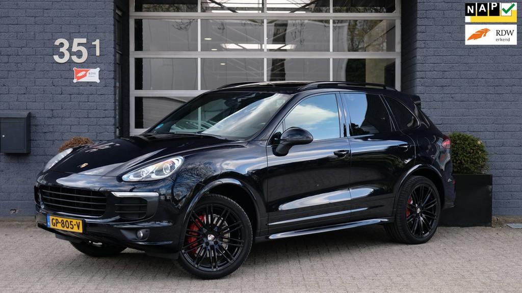 Porsche Cayenne 3.0 S E-Hybrid|Sport Chrono|Pano|Trekhaak|Vo, Auto's, Porsche, Automaat, Cayenne, Gebruikt, 2995 cc