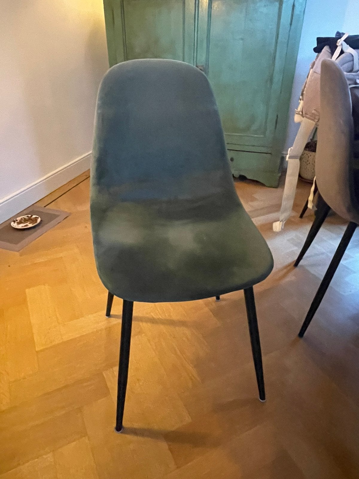 Groene velours stoel, Huis en Inrichting, Ophalen, Gebruikt, Overige kleuren, Eén