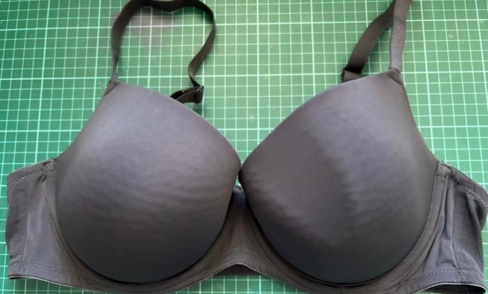 Donker grijze BH van Primark, maat 85E, Kleding | Dames, Ondergoed en Lingerie, Ophalen of Verzenden, Grijs, BH