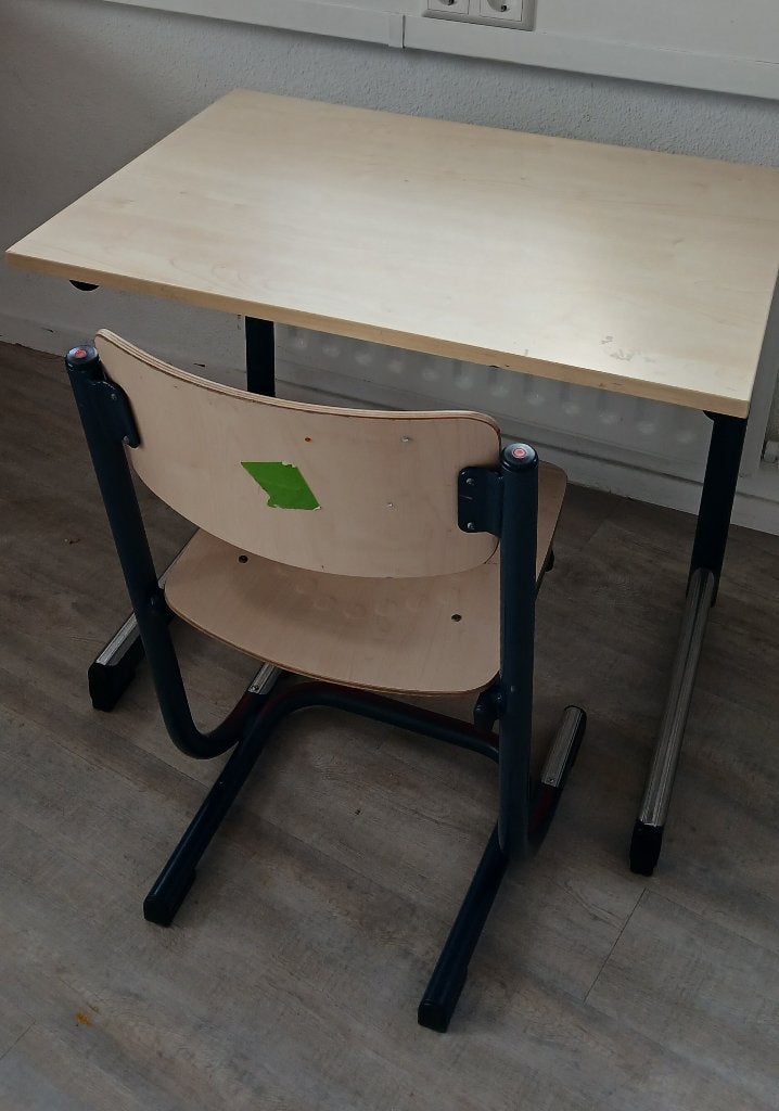 schooltafeltje met stoel, Kinderen en Baby's, Ophalen, Gebruikt, Tafel(s) en Stoel(en)