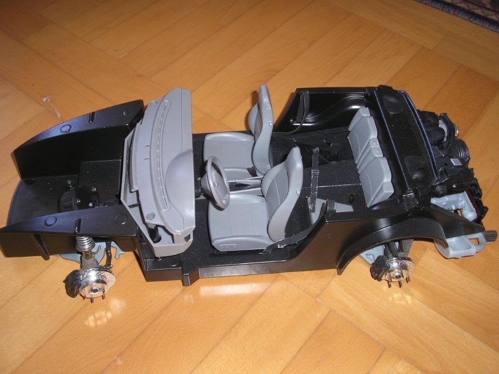 Onderdelen voor Model 993 Porsche (Code K30 K31 K32 K34 K35, Hobby en Vrije tijd, Modelauto's | 1:5 tot 1:12, Ophalen of Verzenden