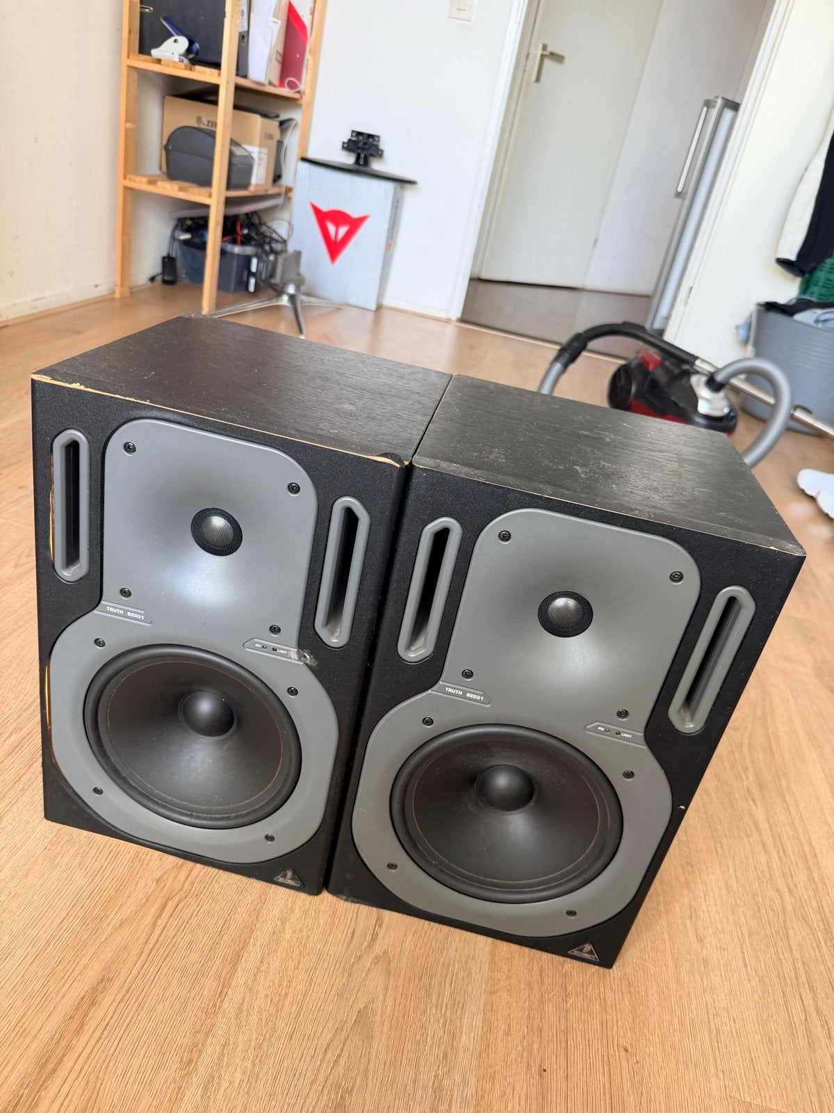 Behringer Truth B2031 Studiomonitoren (set), Audio, Tv en Foto, Luidsprekers, Gebruikt, Studiomonitor, 150 watt of meer, Overige merken
