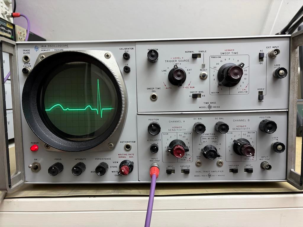 HP 141A Oscilloscope - Vintage Analoge Geheugen Scoop, Doe-het-zelf en Verbouw, Meetapparatuur, Ophalen