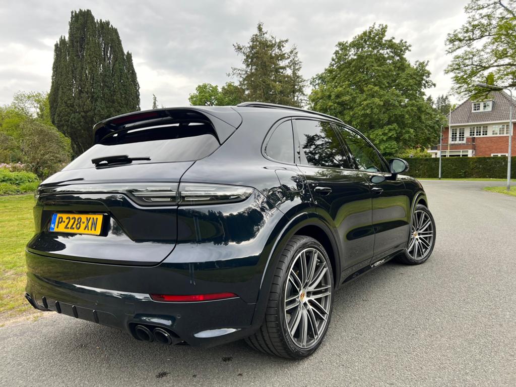 Porsche Cayenne hybride FULL OPTIONS sportdesign alcantara, Auto's, Porsche, Particulier, Cayenne, 360° camera, 4x4, ABS, Achteruitrijcamera