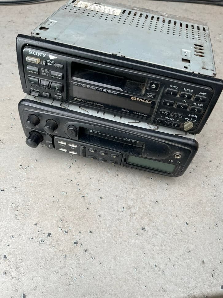 Sony en yoko auto radio en cass, Gebruikt, L, L, L