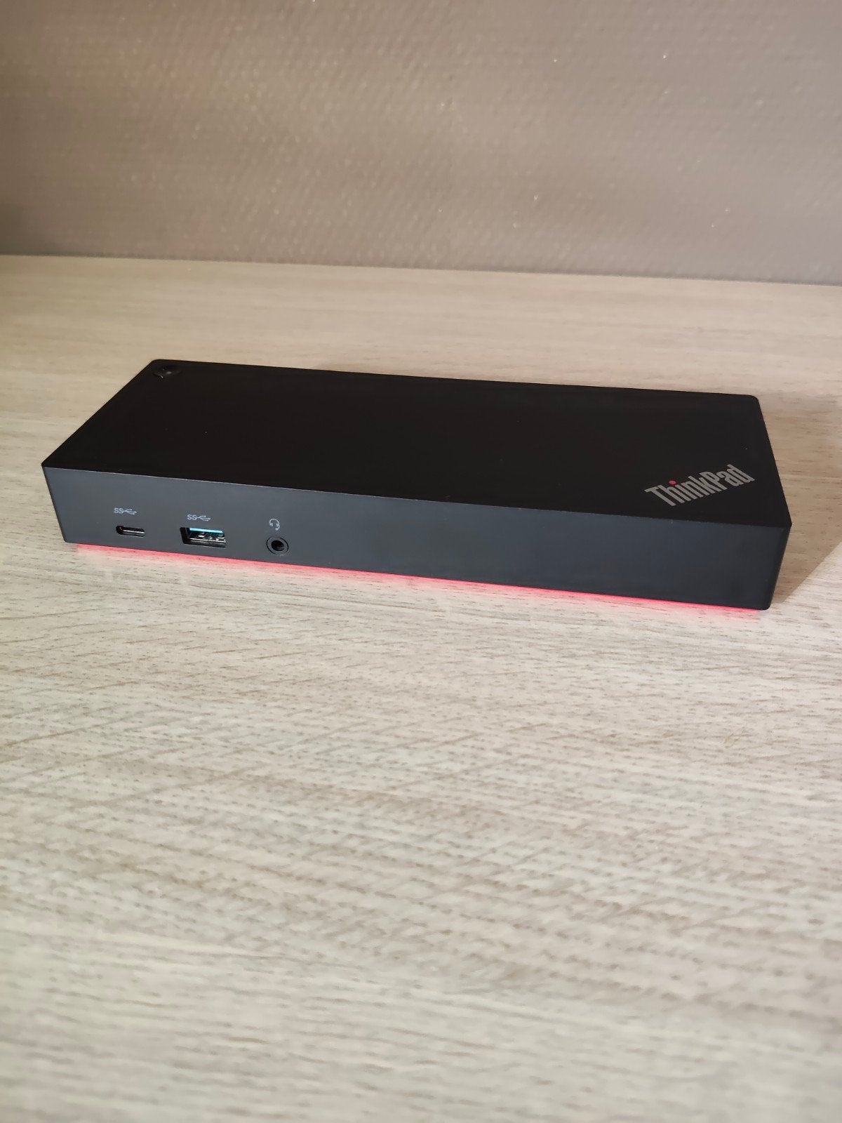 Lenovo ThinkPad USB-C/USB-A Docking Station AF40, Computers en Software, Ophalen of Verzenden, Zo goed als nieuw, Lenovo, Docking station