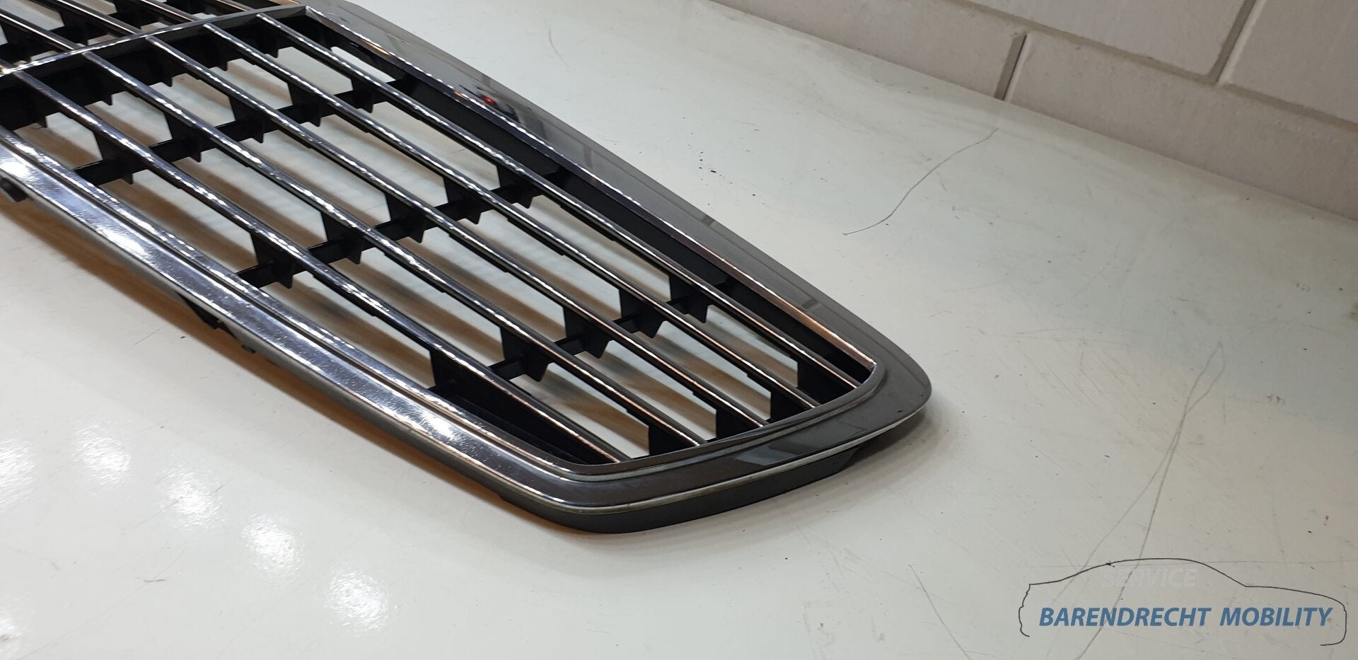Grille Mercedes W211 S211 E Klasse avantgarde A2118800583 or, Gebruikt, Mercedes-Benz AG, Mercedes-Benz, Ophalen of Verzenden