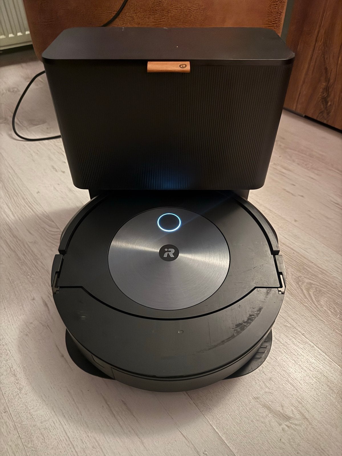iRobot Roomba Combo j7+ Robotstofzuiger met dweilfunctie, Witgoed en Apparatuur, Ophalen, Gebruikt, IRobot, Automatisch legen