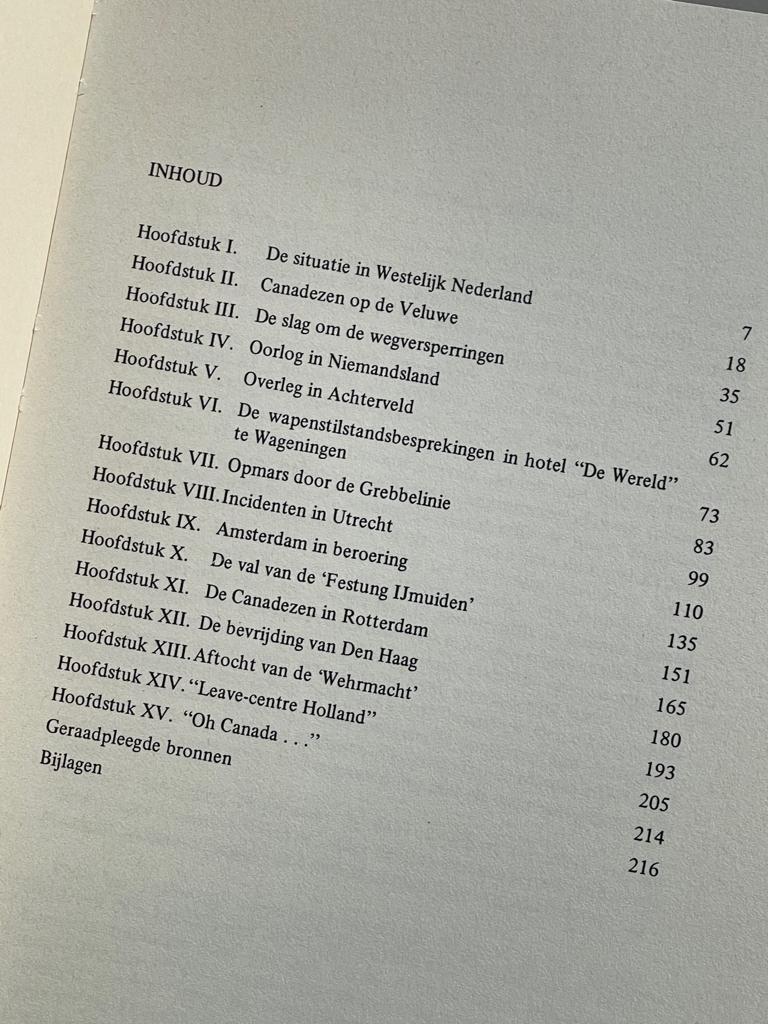 Daar komen de Canadezen (1982) WO II, Ophalen of Verzenden, Landmacht, Nederland, Boek of Tijdschrift
