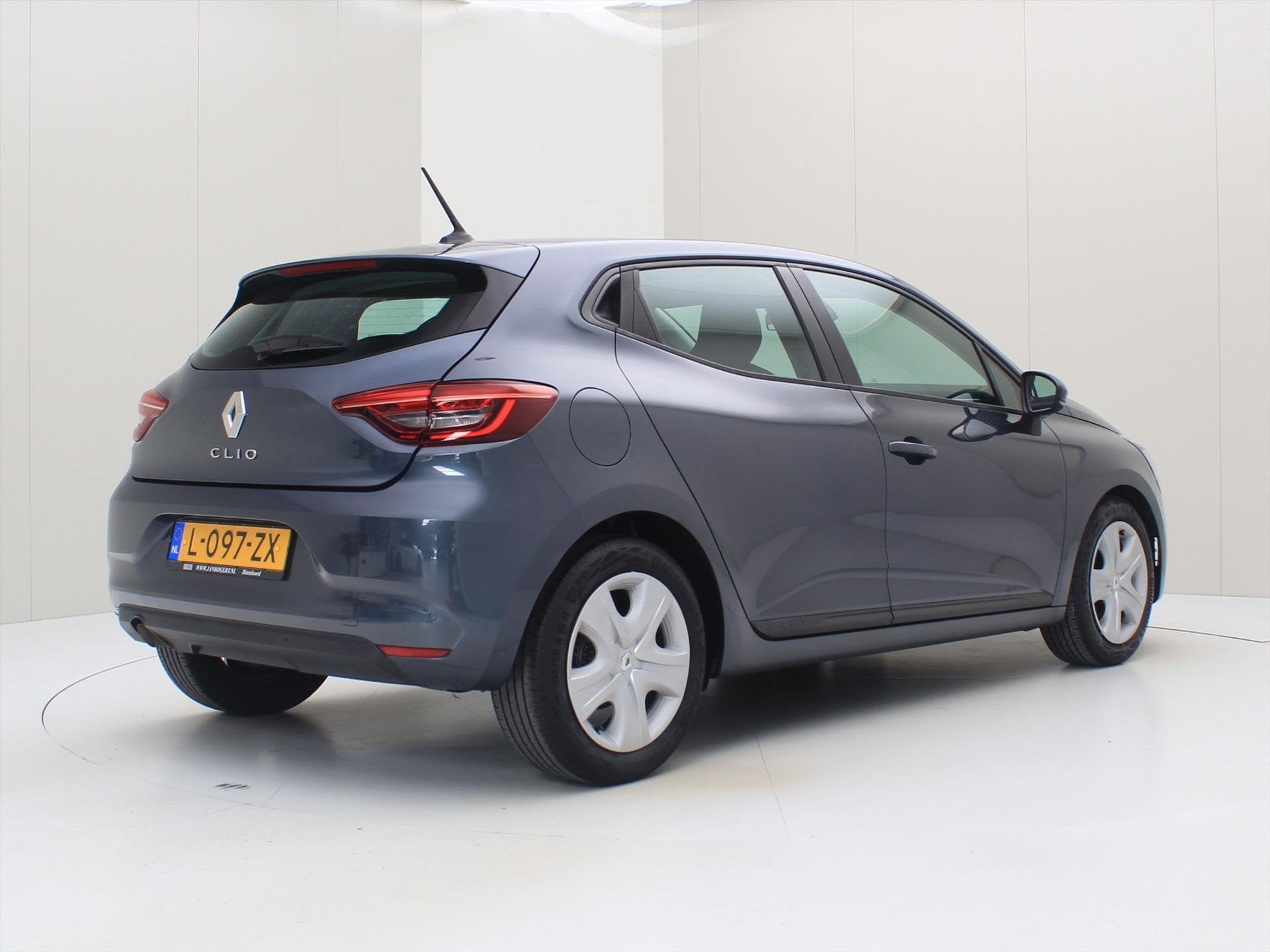Renault Clio 1.0 TCe 90pk Zen Business [ NAVIGATIE+CARPLAY+P, Auto's, Renault, Stof, Gebruikt, 49 €/maand, Origineel Nederlands