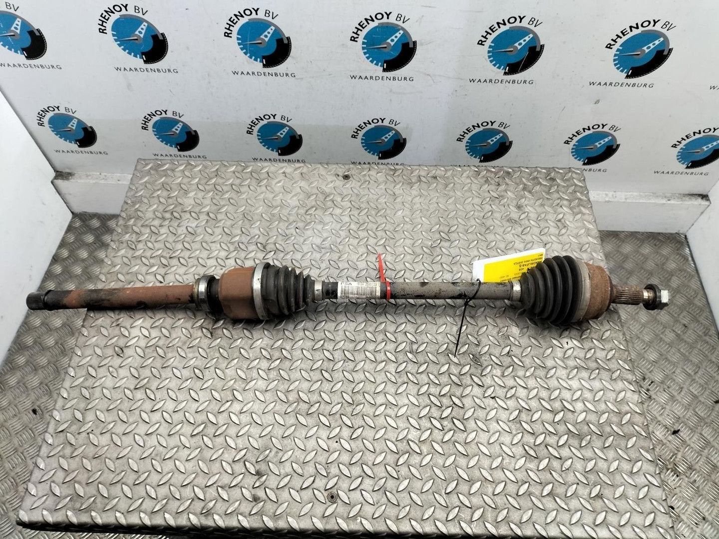 PEUGEOT 408 P54 AANDRIJFAS R 9834840980, 1675952180 2023, Auto-onderdelen, Ophalen of Verzenden, Gebruikt, Stiba lid