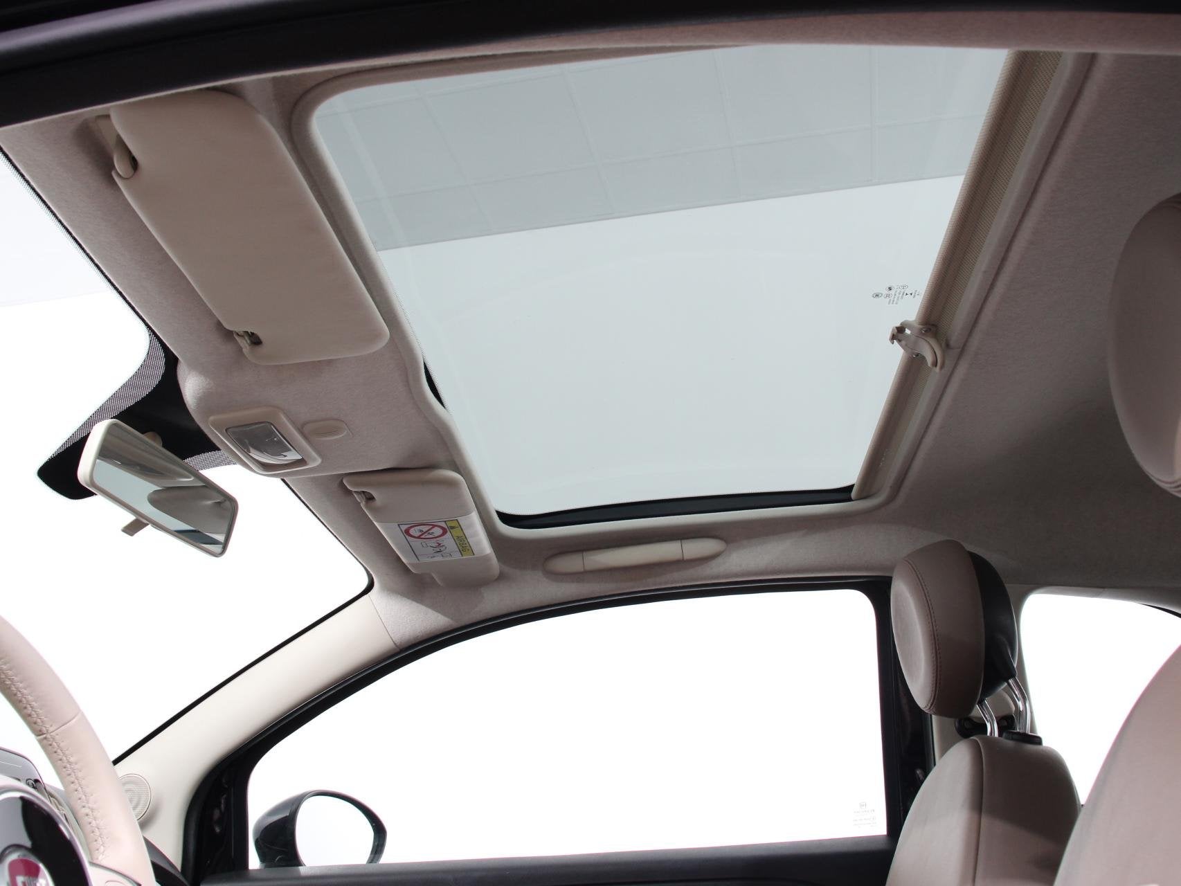 Fiat 500 1.2 Lounge Navigatie Leder Interieur Climate Contro, Voorwielaandrijving, Gebruikt, 4 cilinders, 4 stoelen