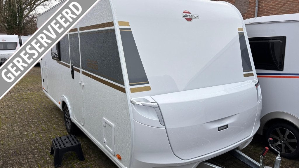 Bürstner B66 480 TK ex huur en gratis airco, Caravans en Kamperen, Serviceluik, Dwars-stapelbed, Bürstner, 5 tot 6 meter