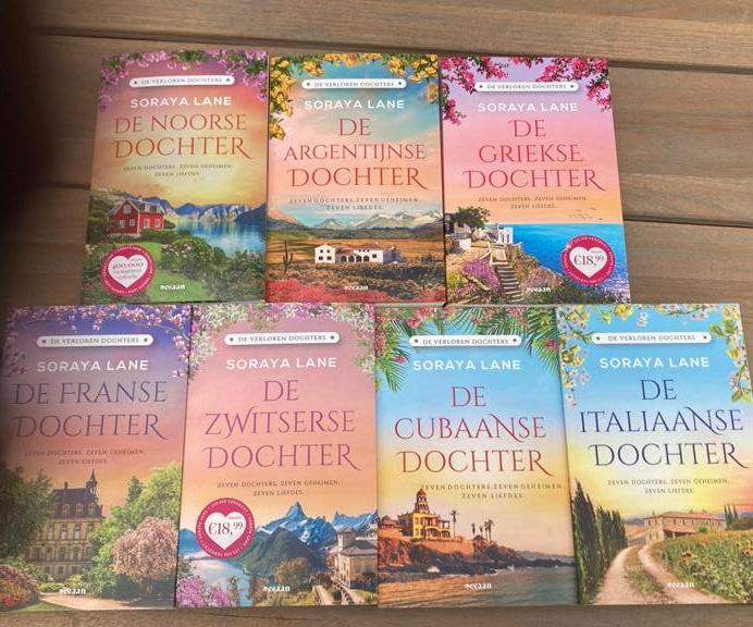 Set 7 Soraya Lane - De Noorse dochter / italiaanse / franse, Ophalen of Verzenden, Zo goed als nieuw, Soraya Lane