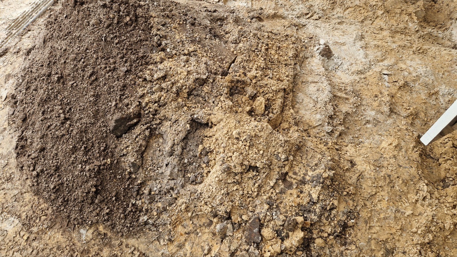 Gratis geel gemengd zand 3m3, Tuin en Terras, Zand, Ophalen of Verzenden, Gebruikt, Ophoogzand