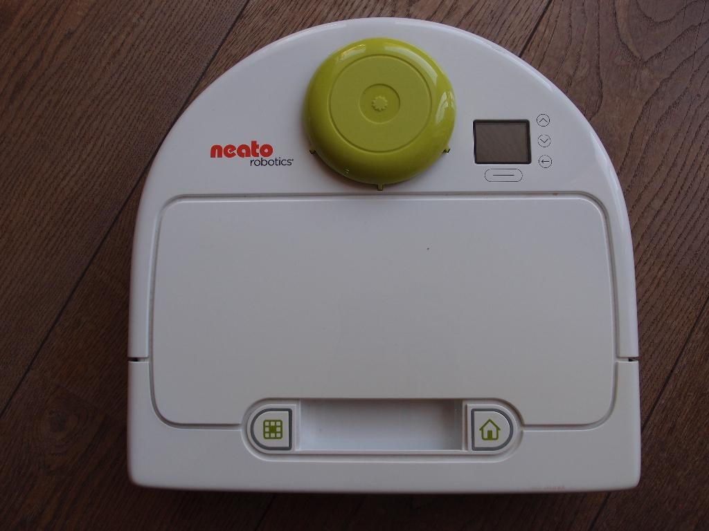 Neato Botvac 75 robotstofzuiger met klein defect, Witgoed en Apparatuur, Stofzuigers, Zo goed als nieuw, Robotstofzuiger, Minder dan 1200 watt