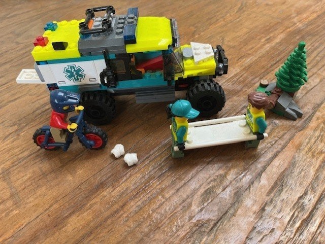 Lego 4 x 4 terreinambulance redding volledige set geen doos, Verzenden, Lego, Nieuw, Compleet