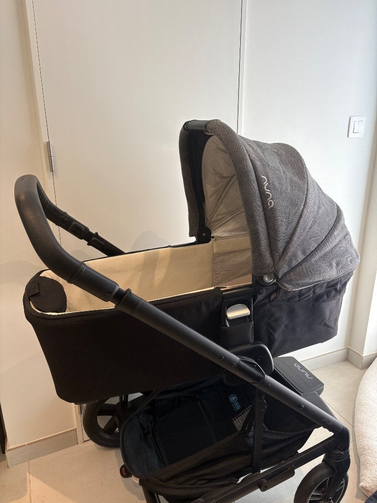 Nuna mixx next, Zo goed als nieuw, Combiwagen, Met reiswieg, Ophalen