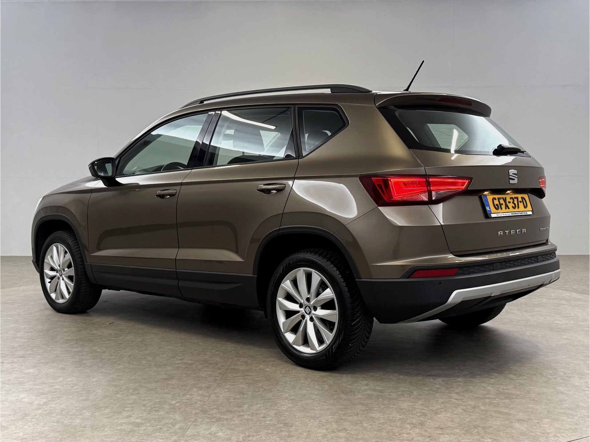 SEAT Ateca 1.0 EcoTSI | Clima | Cruise | LED | Parkeersens., Auto's, Seat, Voorwielaandrijving, Stof, Gebruikt, Euro 6