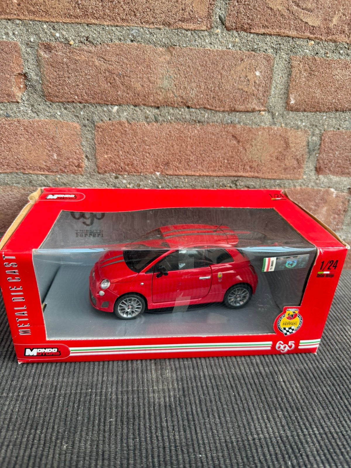1:24 Fiat 500 Abarth …….. 20,-, Ophalen of Verzenden, Nieuw, Auto, Overige merken