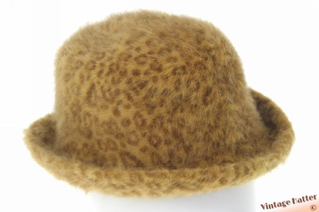 Vintage Dameshoed Koan luipaard beige bruin angora 56-57, 56 of 57 cm (M, 7 of 7⅛ inch), KOAN, Hoed, Ophalen of Verzenden