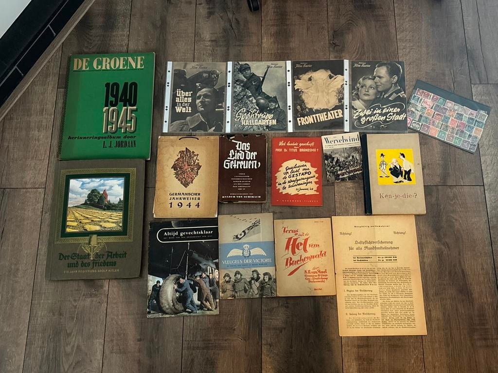 Wo2 - o.a. boeken lot, Verzamelen, Ophalen of Verzenden, Nederland, Boek of Tijdschrift