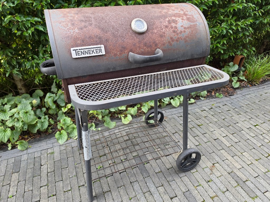 Tenneker BBQ met gietijzeren grill - Werkt perfect!, Ophalen, Gebruikt, Tenneker