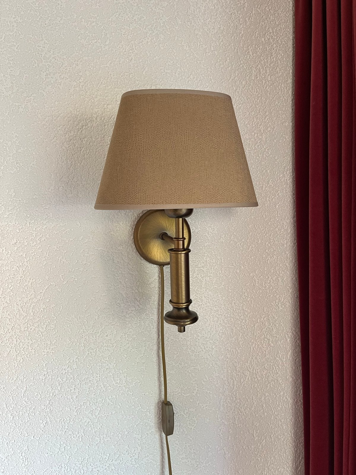 2 wandlampen inclusief kapjes en lampen, Gebruikt, Ophalen of Verzenden, Goud, Wandlamp