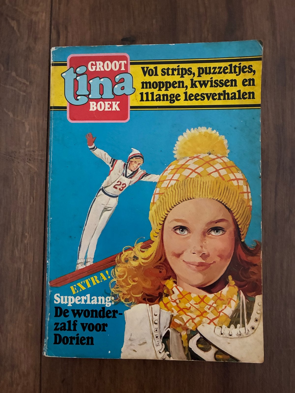 Groot Tina Boek - Vol strips, puzzeltjes en leesverhalen, Eén stripboek, Ophalen of Verzenden, Gelezen