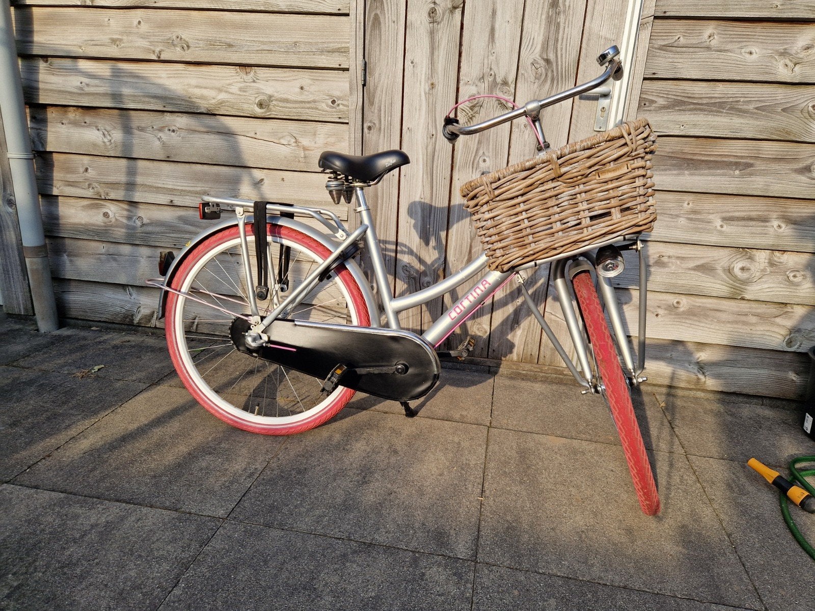 22 inch Cortina U4 Transportfiets meisjes Zilver/Roze, Terugtraprem, Gebruikt, Versnellingen, Ophalen