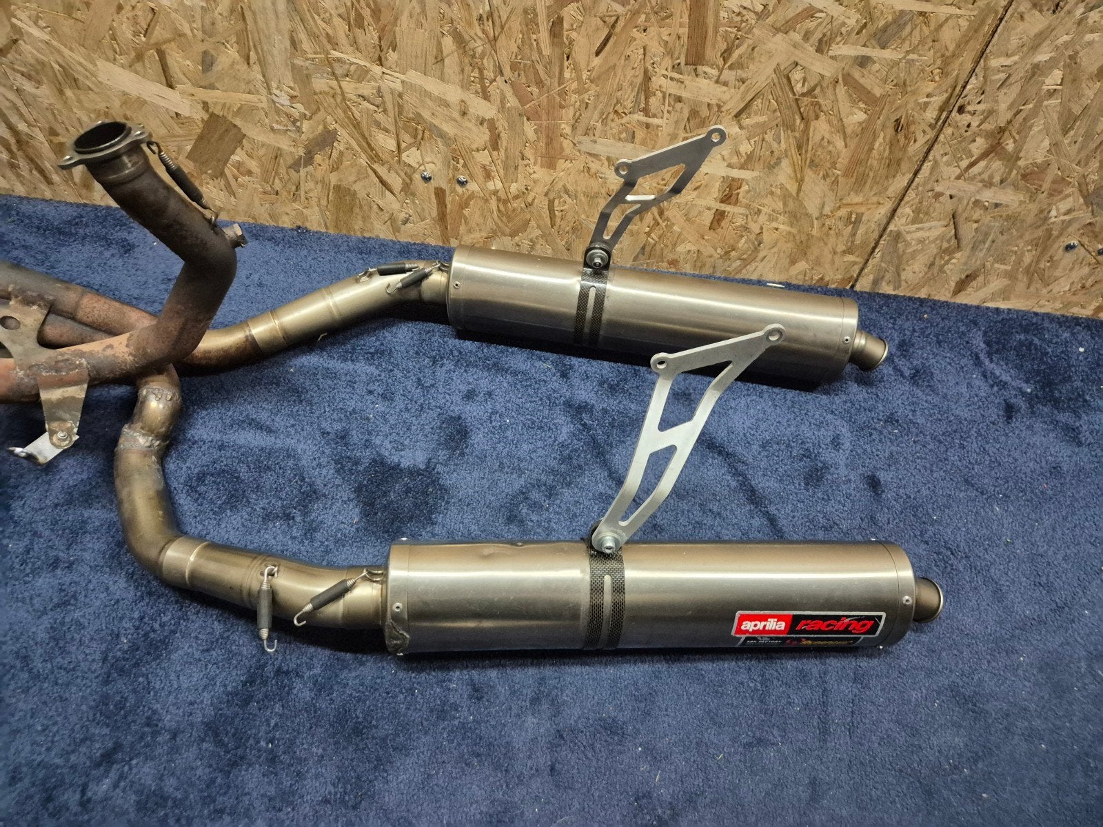 2-2 Akrapovic Uitlaatsysteem Aprilia RSV Mille / Tuono gen1, Ophalen of Verzenden, Akrapovic, Akrapovic, Akrapovic