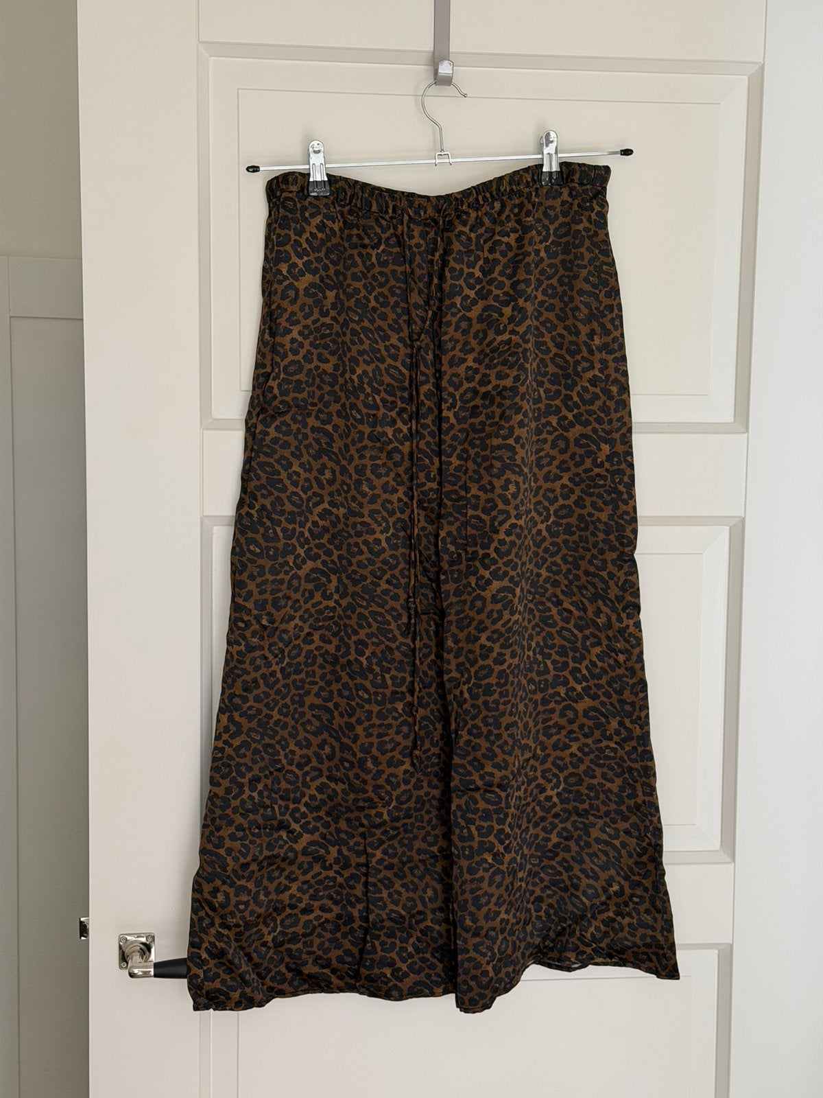 Zara skirt, Kleding | Dames, Rokken, Ophalen of Verzenden, Zo goed als nieuw, Boven de knie
