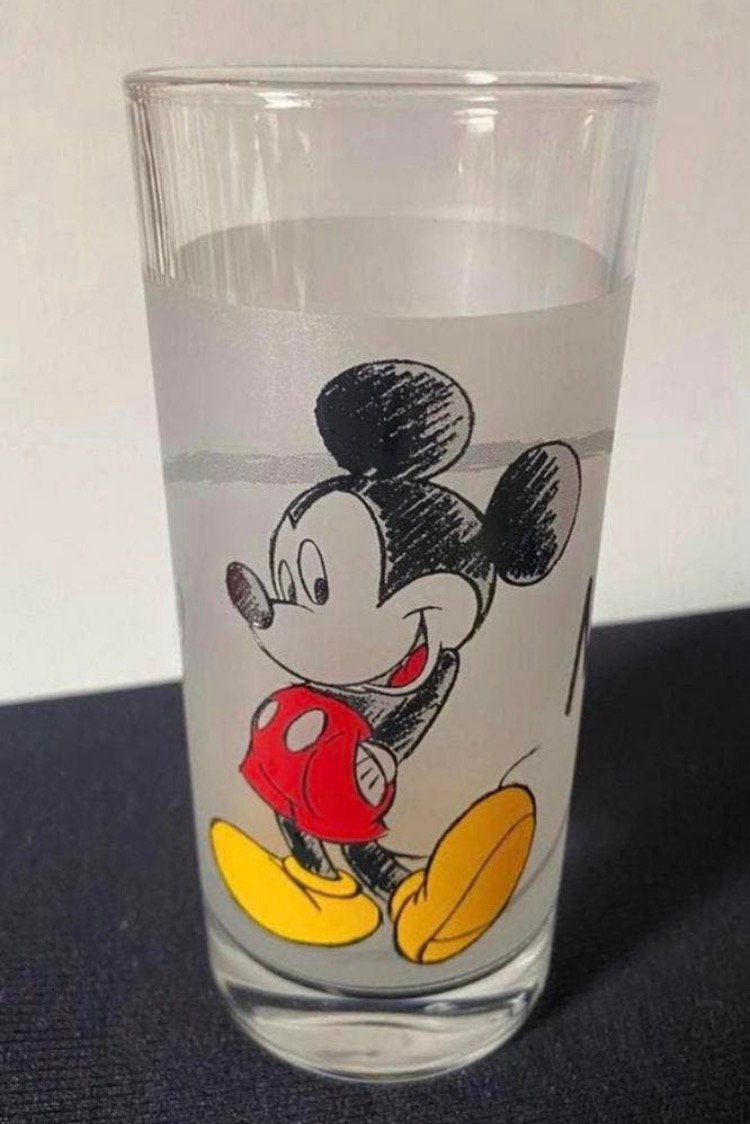Glas met Mickey Mouse. Hoogte 14 cm. Drsn.  6,5 cm., Ophalen of Verzenden, Mickey Mouse, Zo goed als nieuw, Servies