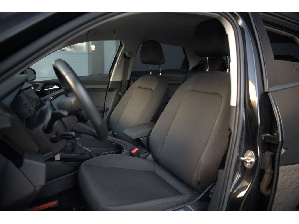 Audi A1 Sportback 25 TFSI epic | Apple Carplay | Navigatie |, Auto's, Audi, Stof, 49 €/maand, Origineel Nederlands, 1100 kg