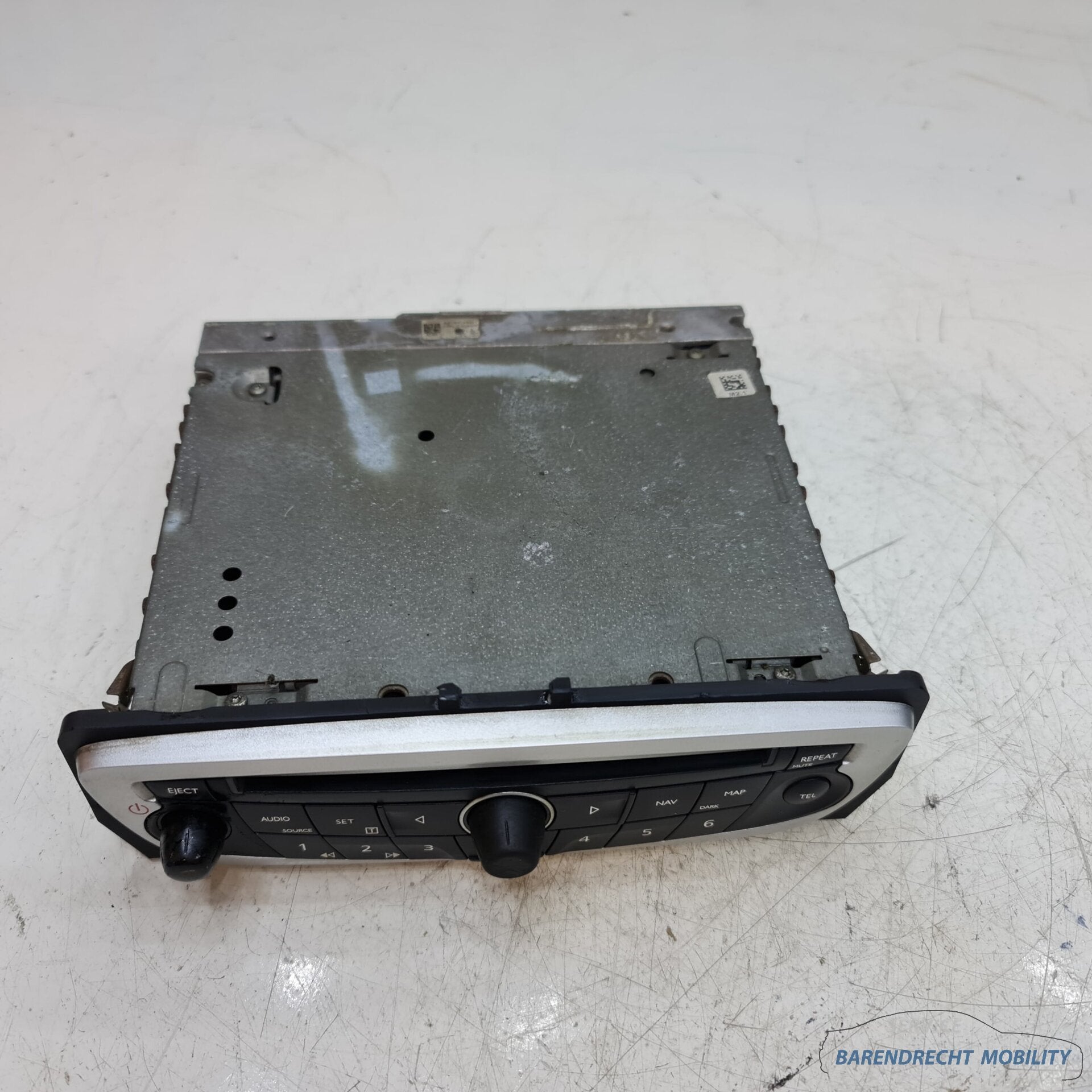Radio CD speler Renault Megane III Scenic III 3 281150022RT, Renault Group, Gebruikt, Contact.group@renault.com, Renault