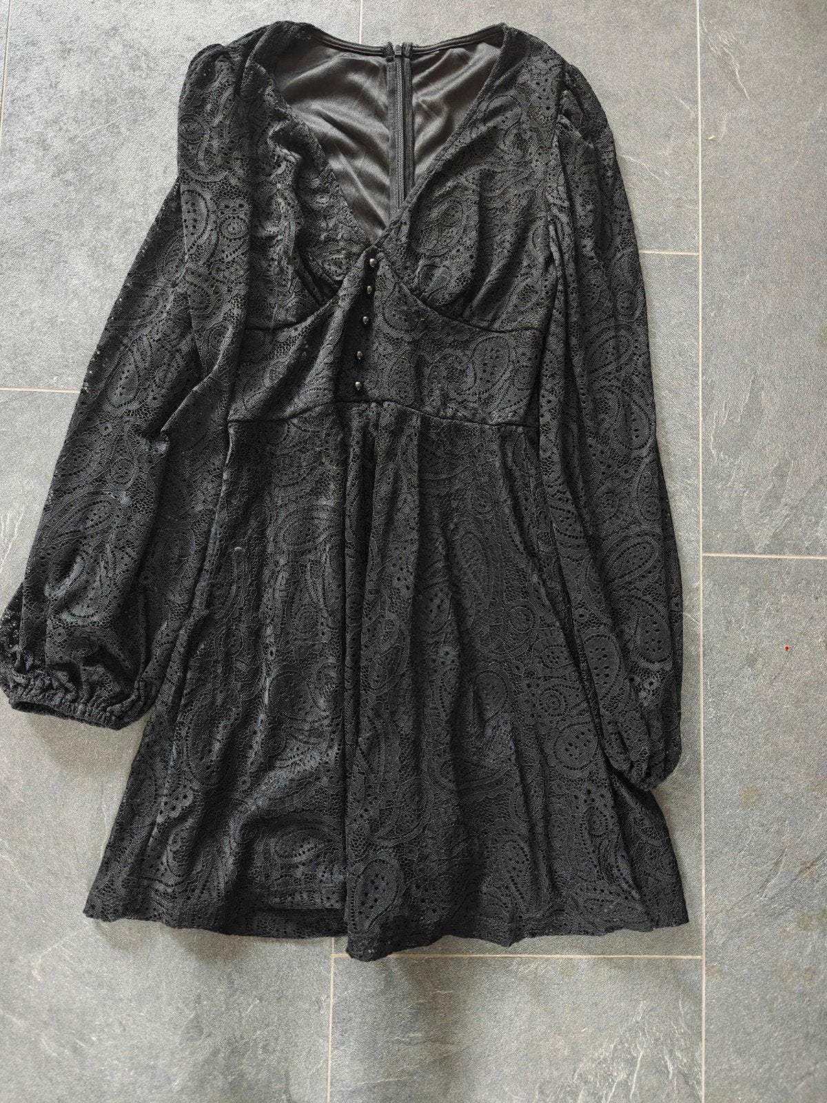 Gothic style zwarte jurk met lange mouwen - maat S NIEUW, Ophalen of Verzenden, Nieuw, Zwart