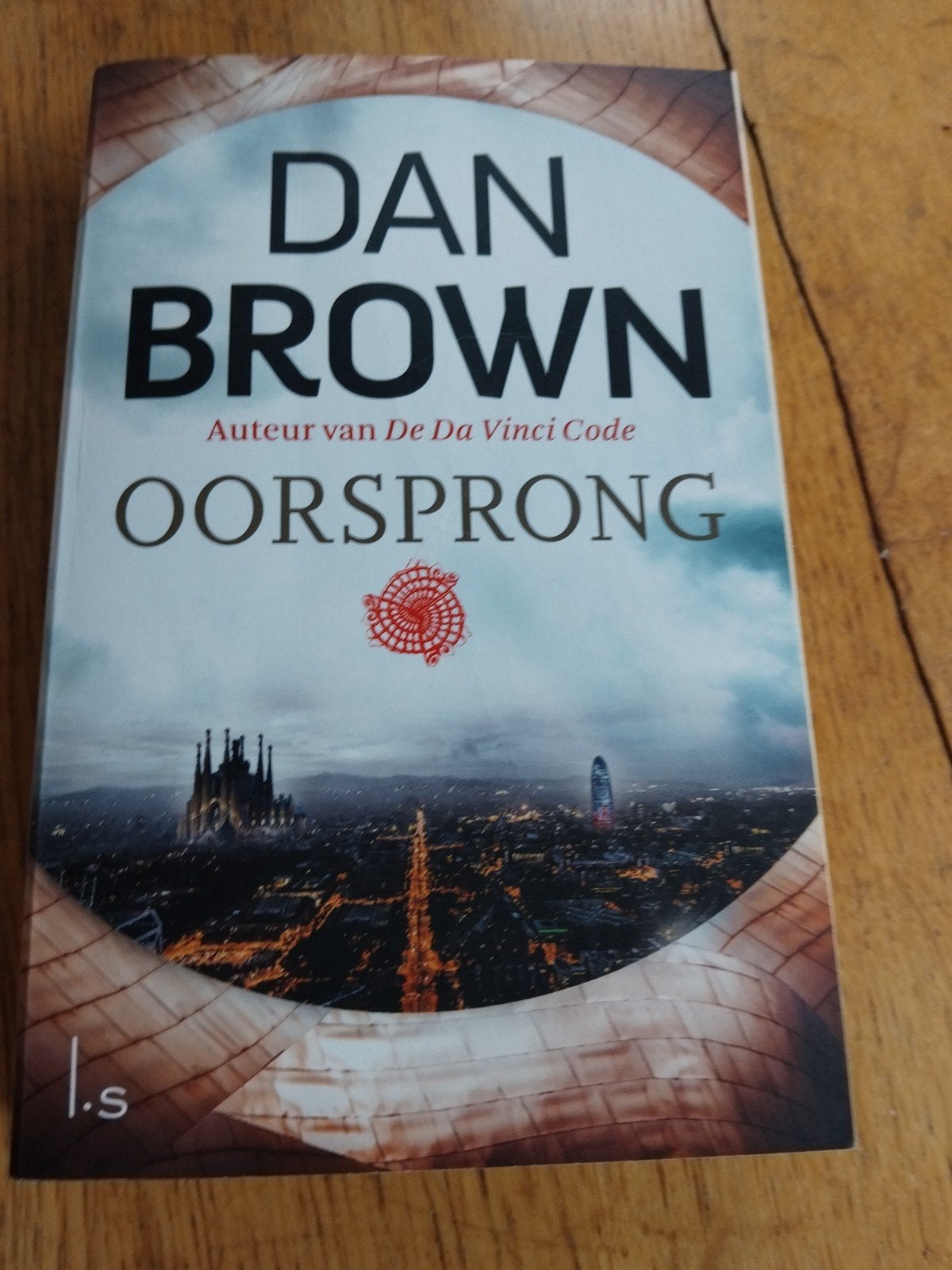 Dan Brown - Oorsprong (543 blz.), Boeken, Ophalen of Verzenden, Gelezen, Dan Brown, Nederland