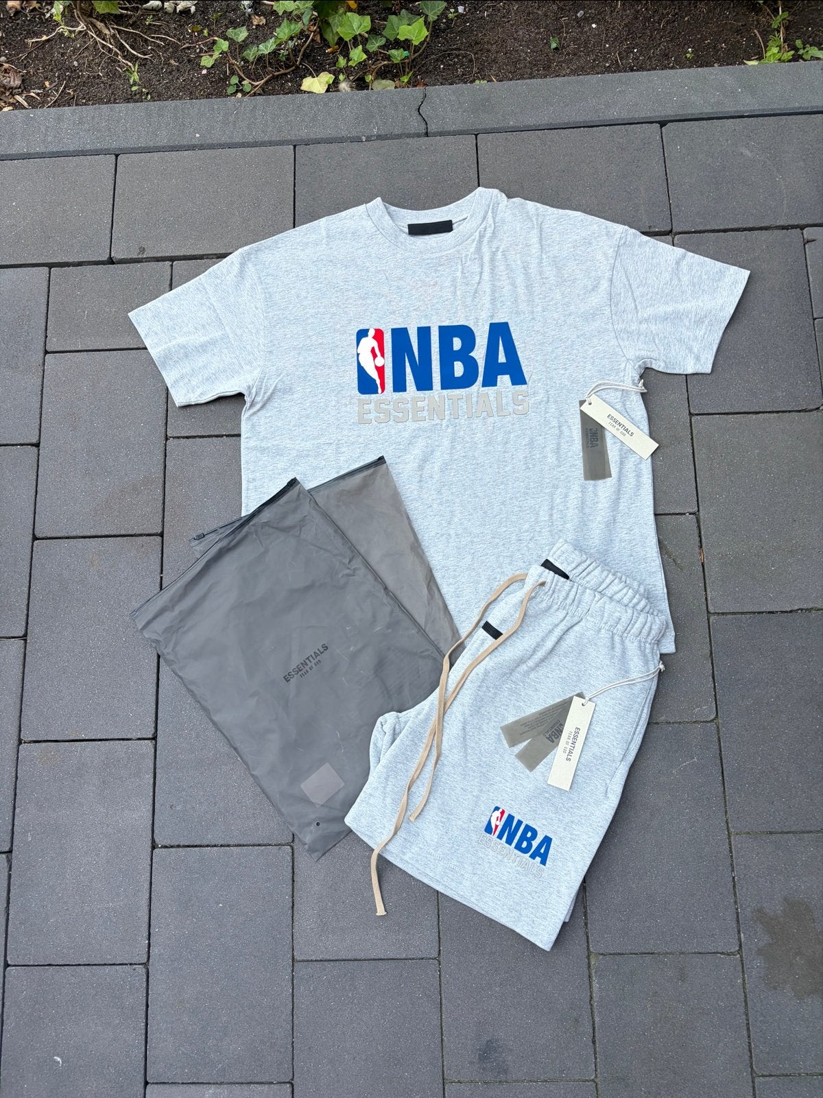Fear of God Essentials NBA Set, Ophalen of Verzenden, Nieuw, Maat 48/50 (M), Grijs