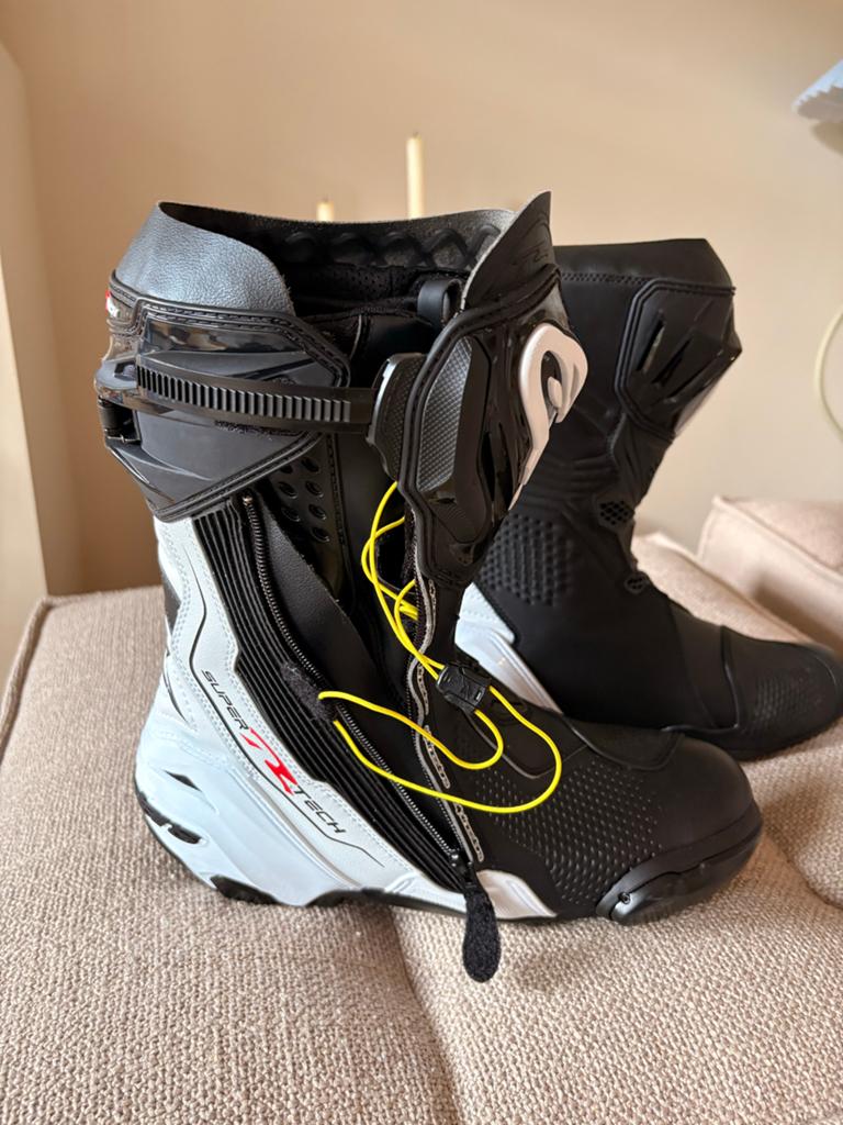 Alpinestars Supertech R motorlaarzen zwart/wit - Maat 44, Motoren, Kleding | Motorkleding, Ophalen of Verzenden, Tweedehands, Heren