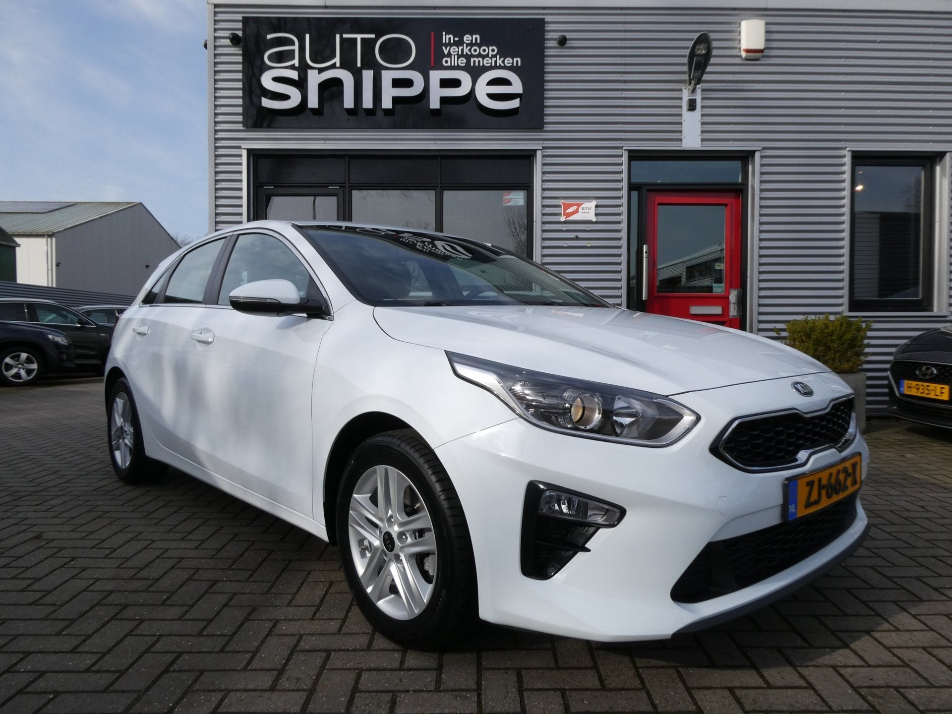Kia Ceed 1.0 T-GDi DynamicLine 85000 KM!-DEALERONDERHOUDEN-N, Auto's, Voorwielaandrijving, Dealer onderhouden, Stof, Gebruikt