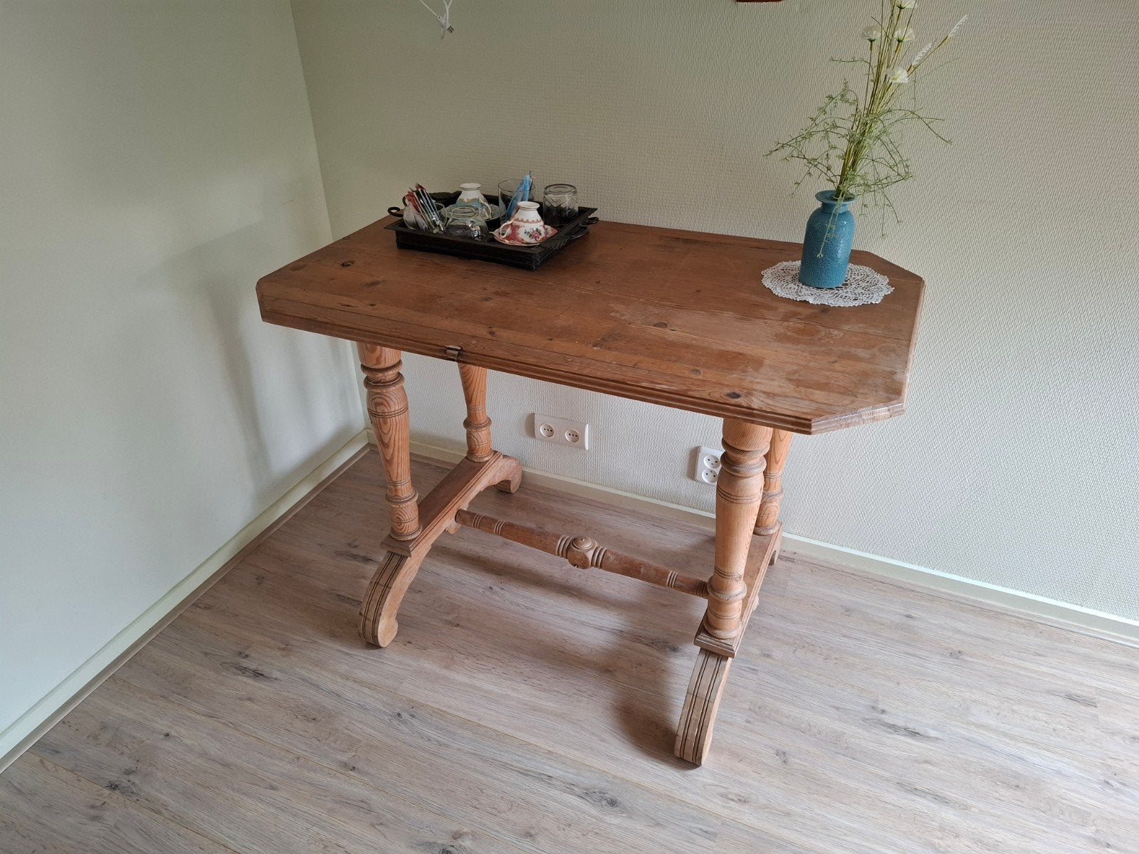 Antieke houten sidetable / haltafel / eettafel, Ophalen