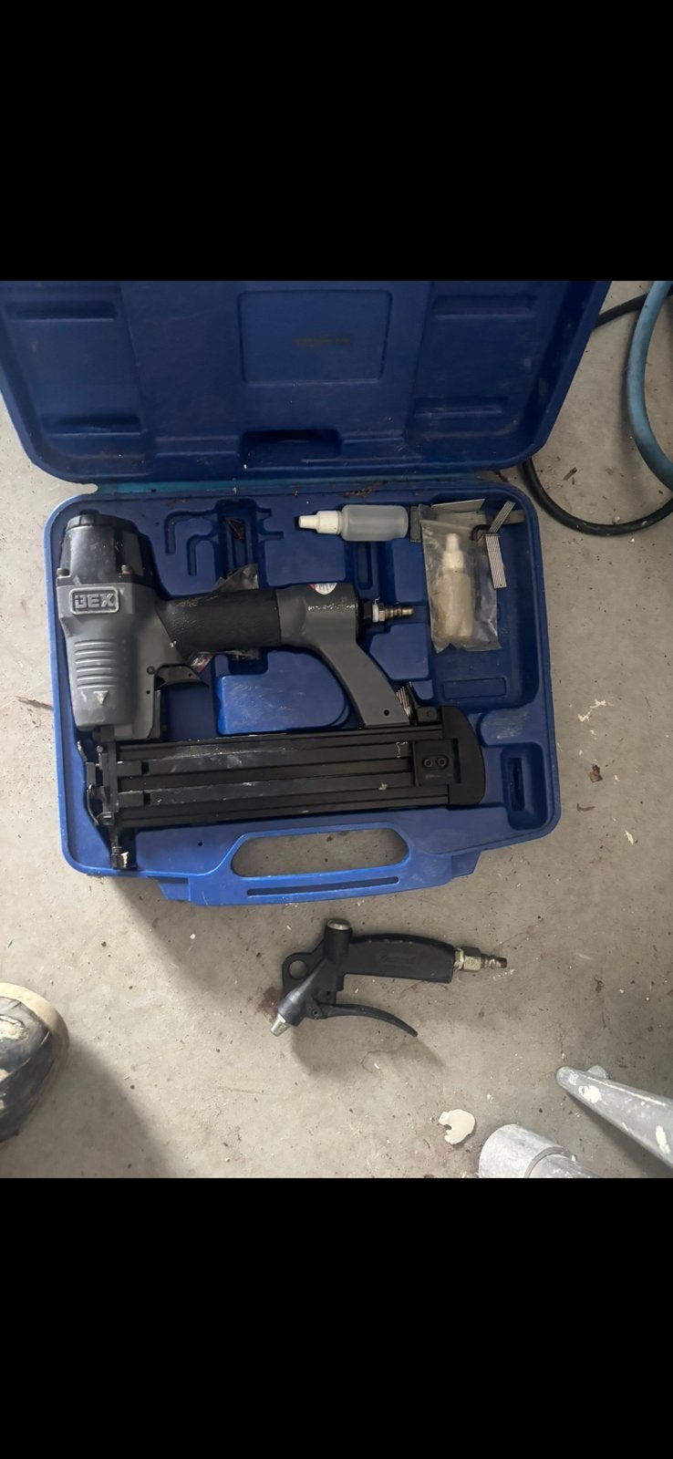 Compressor + toebehoren, Doe-het-zelf en Verbouw, Ophalen of Verzenden, Zo goed als nieuw