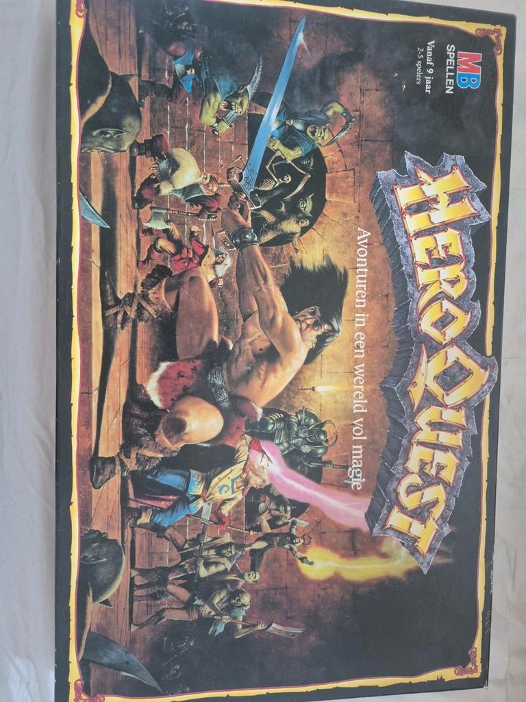HeroQuest Bordspel - Geverfde miniaturen, Hobby en Vrije tijd, Vijf spelers of meer, Ophalen, Gebruikt, MB Spellen
