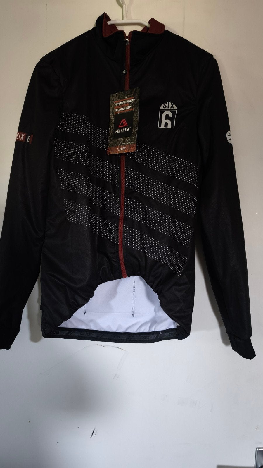 AGU SIX6 Polartec Alpha Fietsjack Maat M Zwart Nieuw, Fietsen en Brommers, Ophalen of Verzenden, Nieuw, AGU