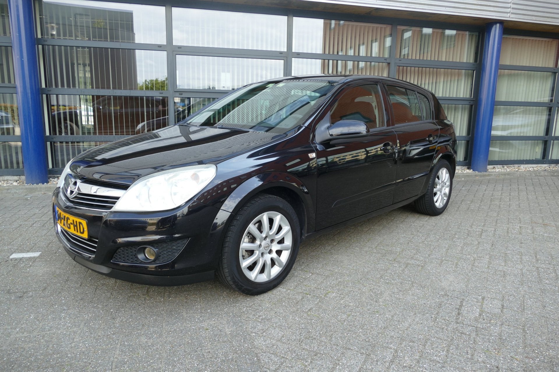 Opel Astra 1.6 Temptation 5 deurs Apk 6-7-2027 Airco, Auto's, Opel, Bedrijf, Te koop, Astra, ABS, Airbags, Airconditioning, Boordcomputer