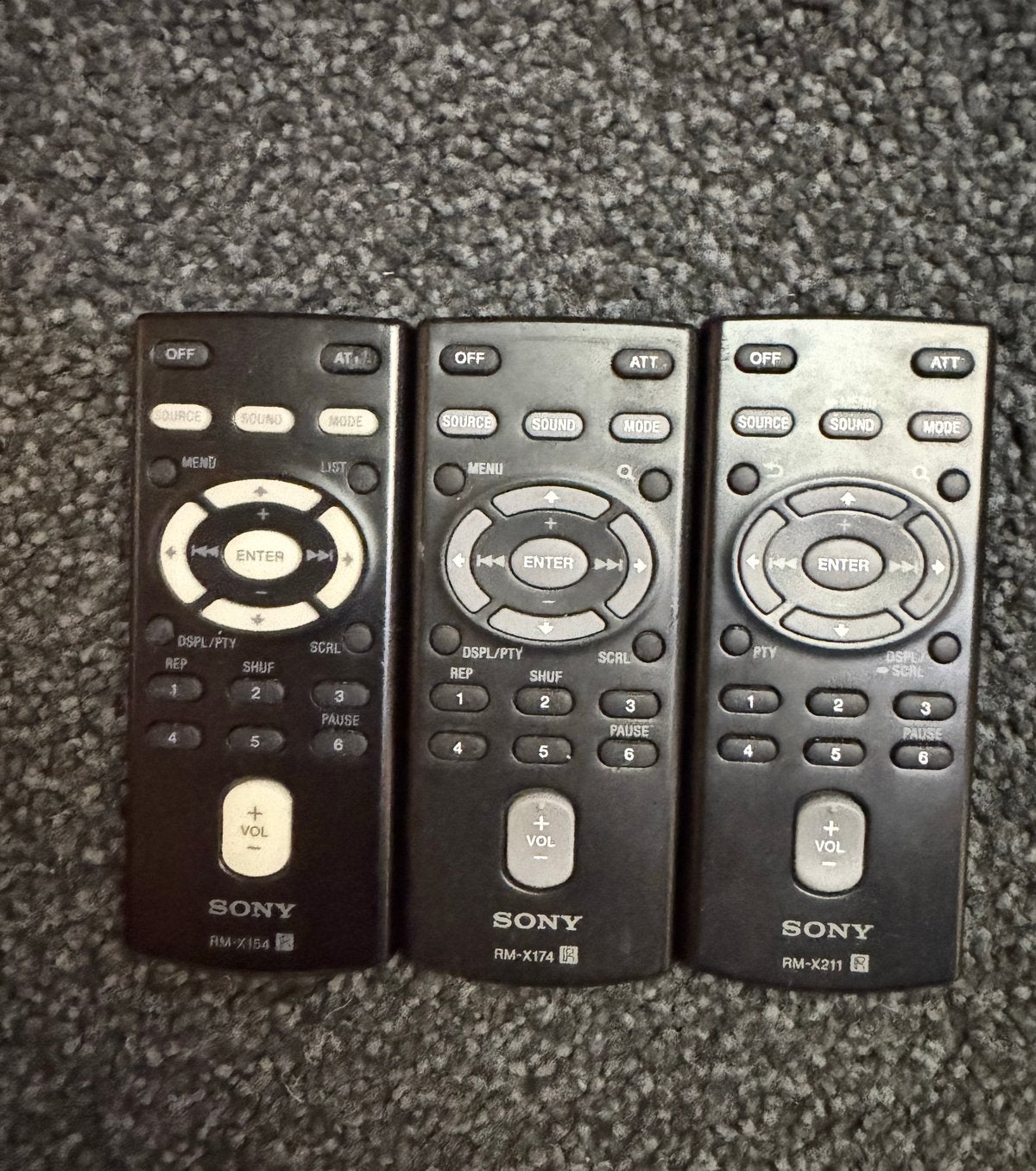3x Sony RM-X154, RM-X174, RM-X211 afstandsbedieningen, Ophalen of Verzenden, Gebruikt