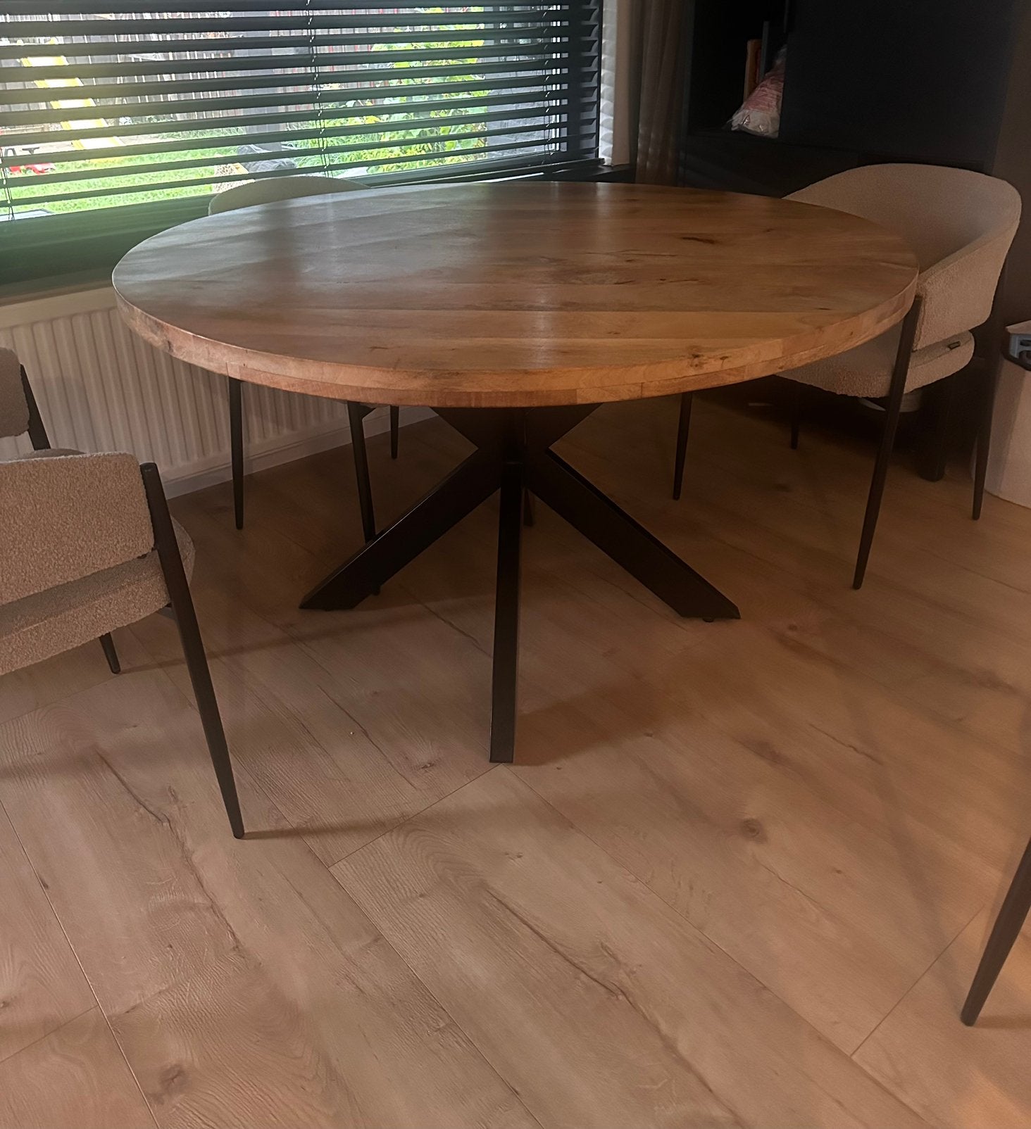 Eettafel, Huis en Inrichting, Tafels | Eettafels, Ophalen, Zo goed als nieuw, Rond, 100 tot 150 cm